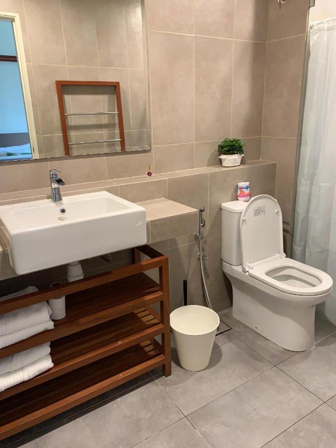 Timur Bay Groundfloor Pool & Seaview กวนตัน ภายนอก รูปภาพ