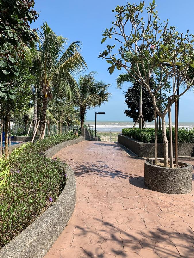 Timur Bay Groundfloor Pool & Seaview กวนตัน ภายนอก รูปภาพ