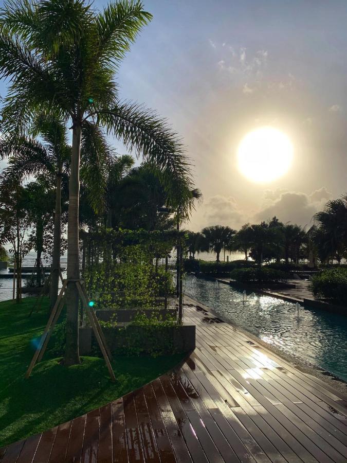 Timur Bay Groundfloor Pool & Seaview กวนตัน ภายนอก รูปภาพ